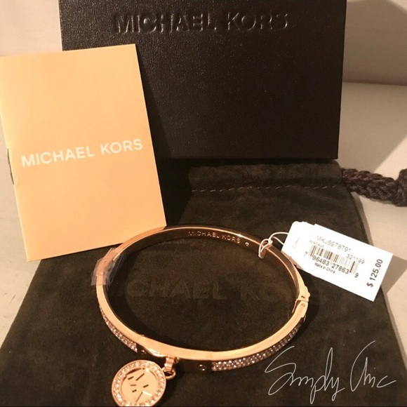 New authentic MK logo charm rosegold tone bracelet - Picture 5 of 5